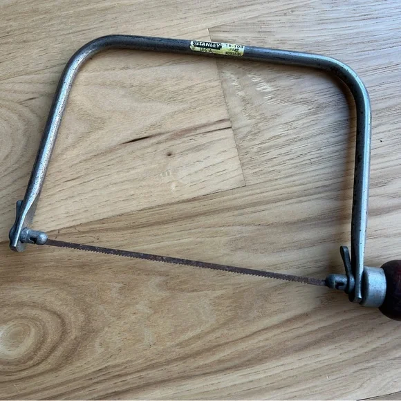 Vintage STANLEY 15-104 Coping Saw - Wood Handle - Picture 2 of 8